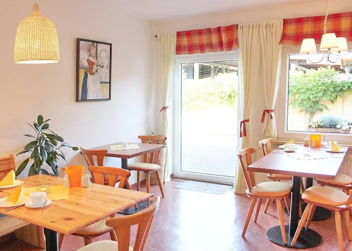 An Der Kamske, 3bz 2 Konukevi